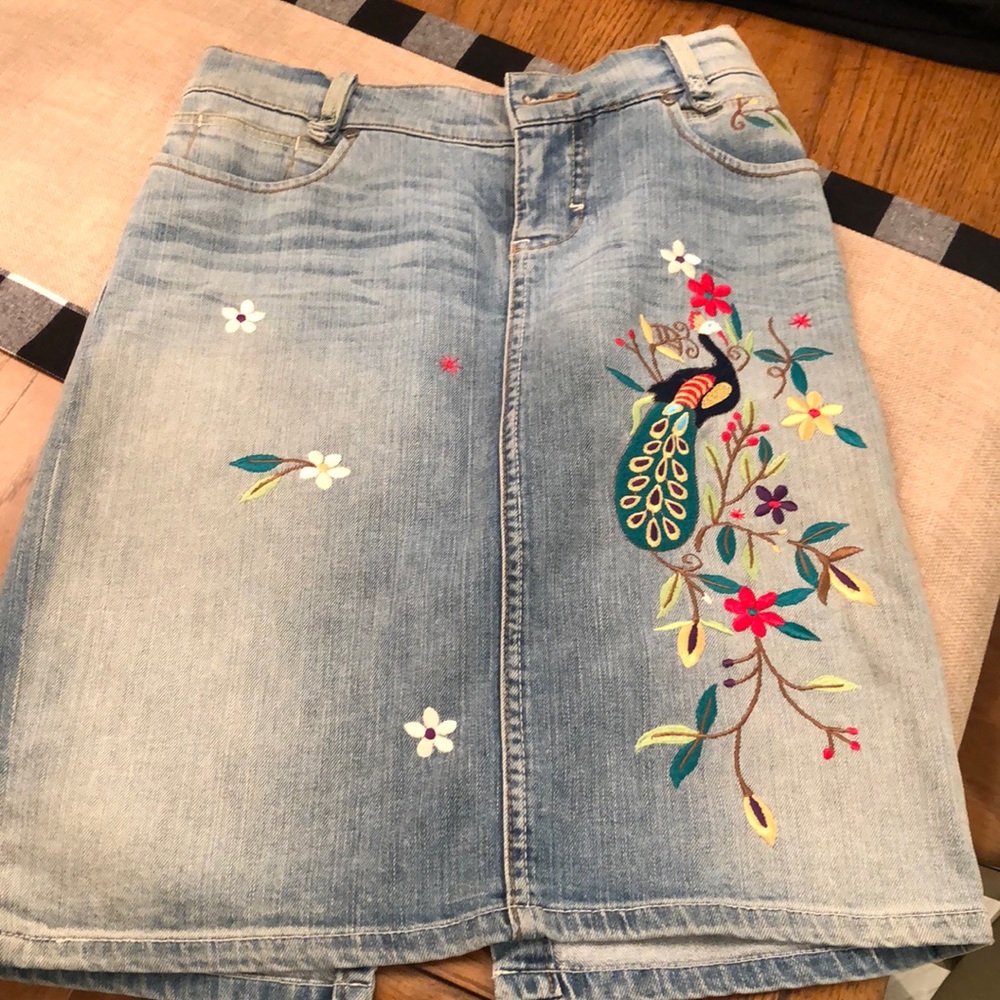 Allen B. Soft denim knee length skirt
